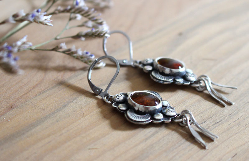 The song of fireflies-amber, night light earrings in silver and amber