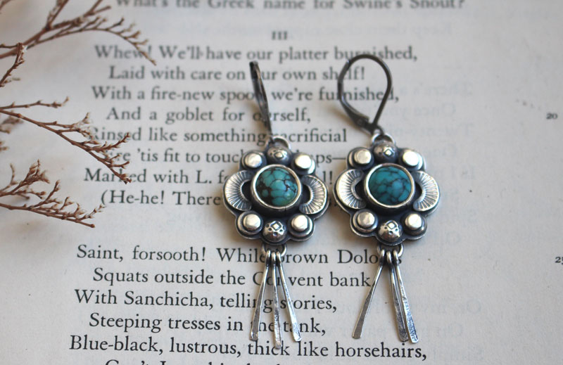 The song of the fireflies in turquoise, insect guide earrings in silver and turquoise