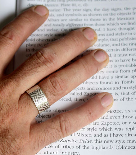 The sultan’s seal, oriental arabesque ring in sterling silver