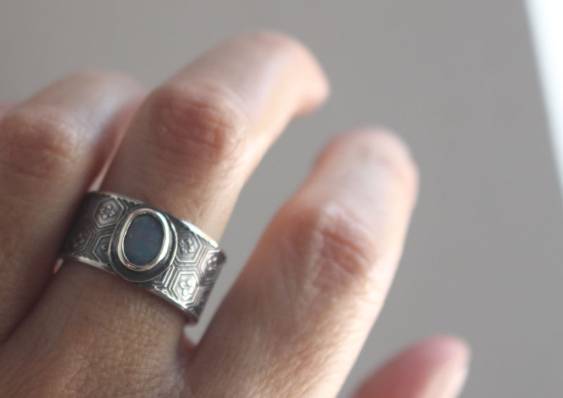 The swamp that reflected the stars, Japanese nature ring in silver and opal