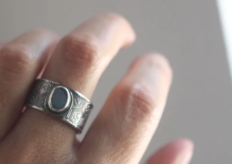 The swamp that reflected the stars, Japanese nature ring in silver and opal