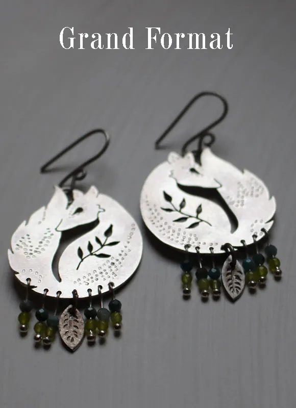 The wheat fox, friend of the Little Prince earrings in silver, blue agate and green agate