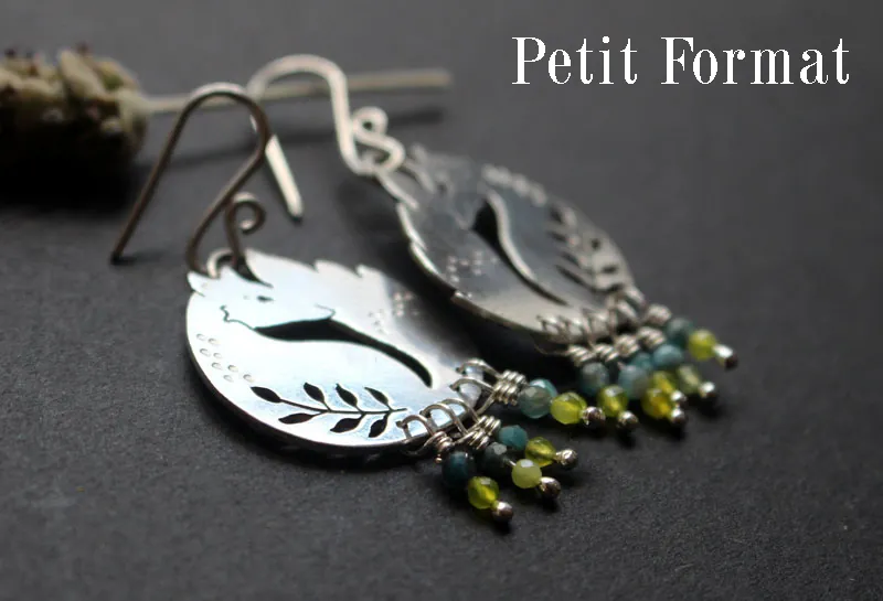 The wheat fox, friend of the Little Prince earrings in silver, blue agate and green agate