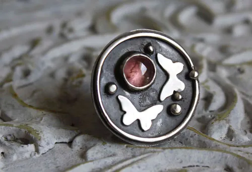 To die with the roses, butterfly totem ring in silver and pink tourmaline
