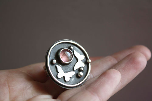 To die with the roses, butterfly totem ring in silver and pink tourmaline