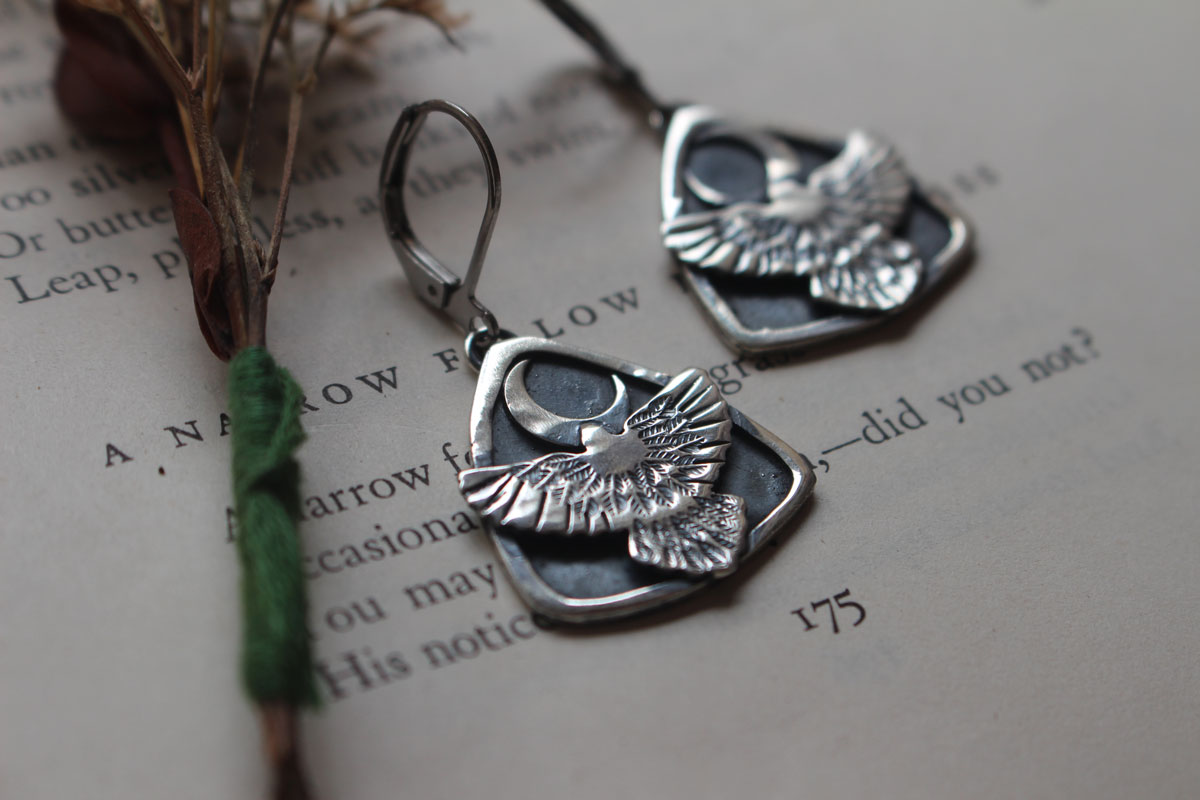 Toward the moon, Native American nocturnal eagle earrings in silver