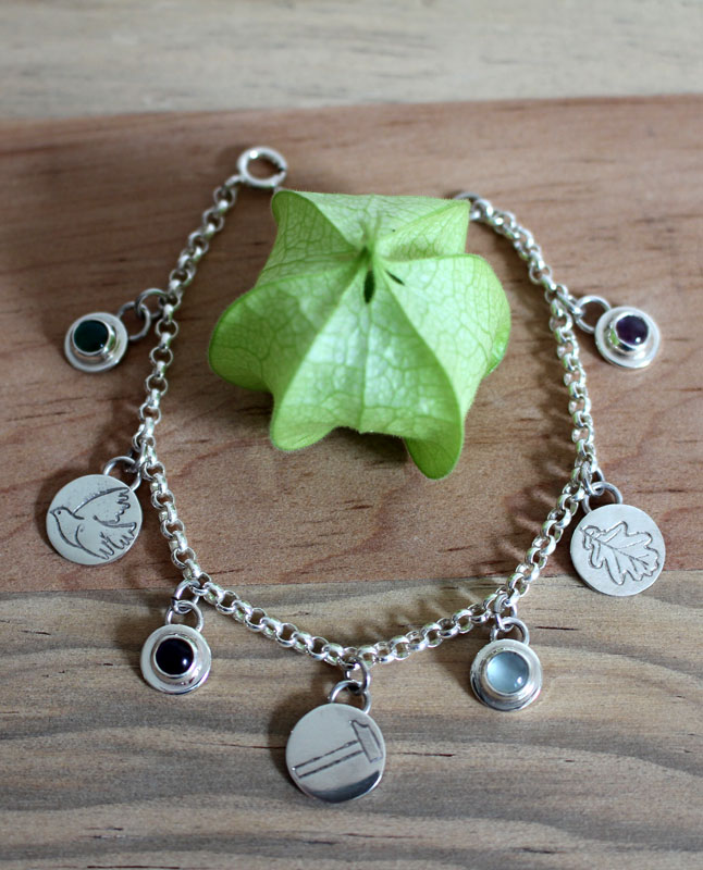 Tribe, family bracelet in silver, amethyst, alexandrite, moonstone, and onyx