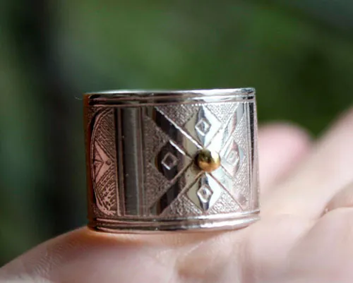 Tuareg, African ethnic tribal ring in silver and brass