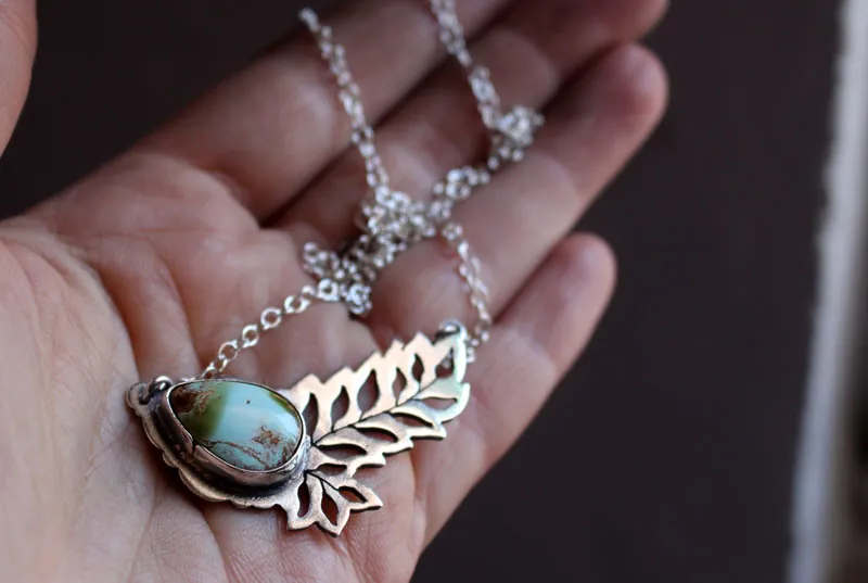 Turquoise bloom, openwork leaf necklace in silver and turquoise