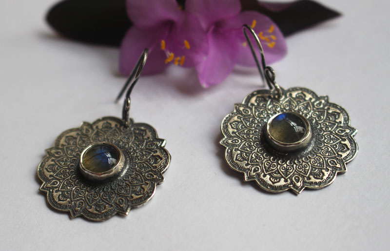 The air, air mandala earrings, the four elements collection, in sterling silver and labradorite