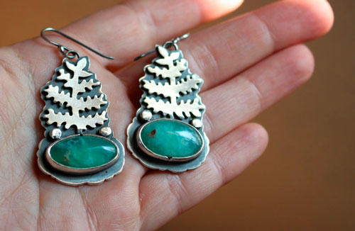 The awakening of nature, fern earrings in sterling silver and chrysoprase