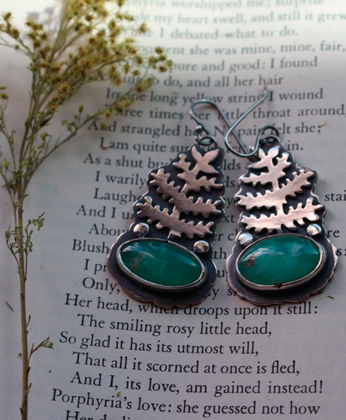 The awakening of nature, fern earrings in sterling silver and chrysoprase