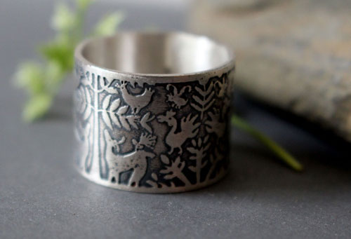 The does’ tree, Otomi deer and bird ring in sterling silver