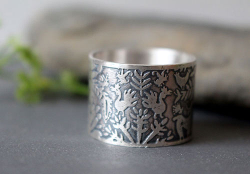 The does’ tree, Otomi deer and bird ring in sterling silver