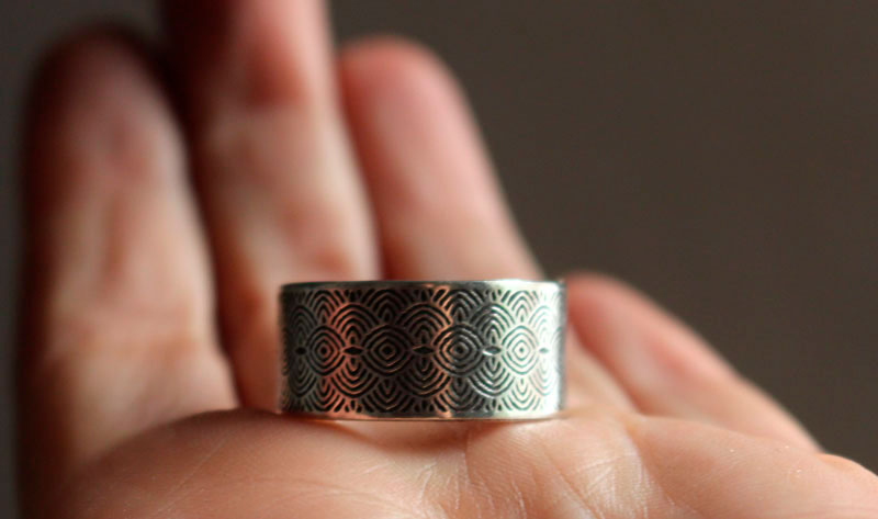 The door of the past, Neolithic spiral and circle ring in sterling silver 