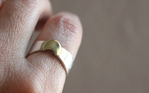 The druidess’s band, Celtic moon ring in silver and brass