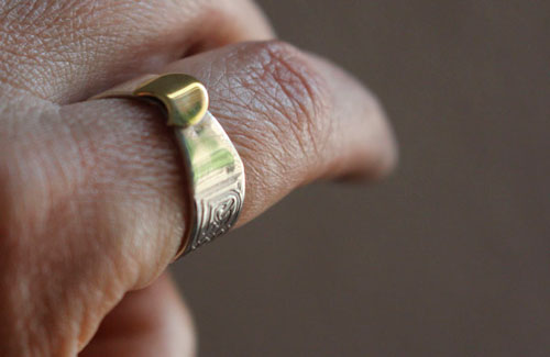 The druidess’s band, Celtic moon ring in silver and brass
