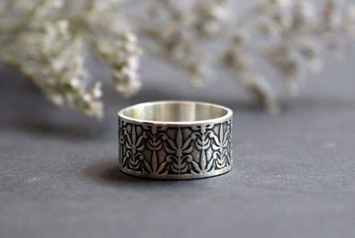 The lily of Mucha, art nouveau lily ring in sterling silver