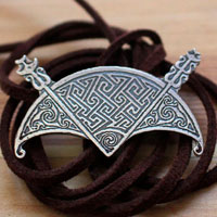 The moon crescent of Cadboll, pictish necklace in silver