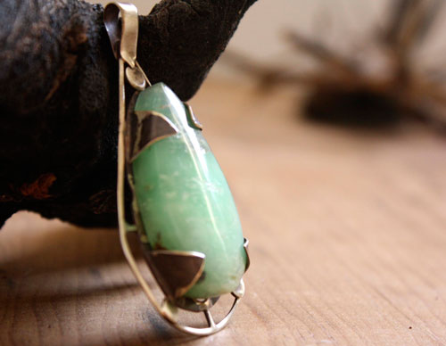 Tlaloc, Aztec pendant in sterling silver and chrysoprase