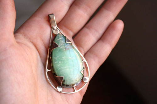 Tlaloc, Aztec pendant in sterling silver and chrysoprase