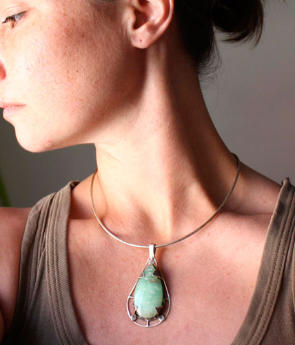 Tlaloc, Aztec pendant in sterling silver and chrysoprase