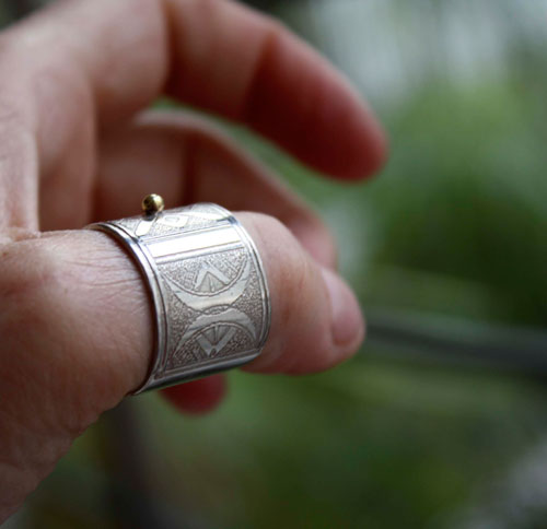 Tuareg, African ethnic tribal ring in silver and brass