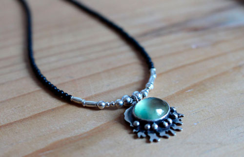 Under the ocean, tropical sea necklace in silver, prehnite and black agate