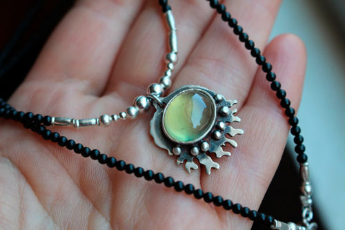 Under the ocean, tropical sea necklace in silver, prehnite and black agate