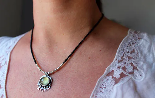 Under the ocean, tropical sea necklace in silver, prehnite and black agate