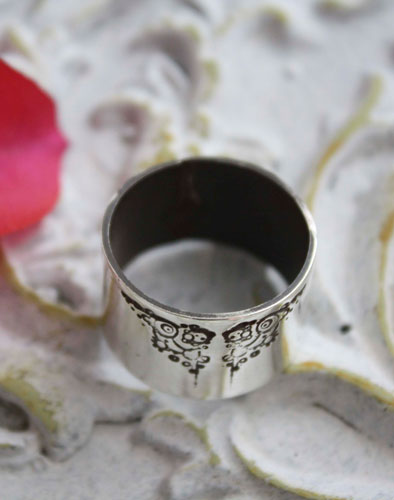 Uchronia, steampunk ring in sterling silver