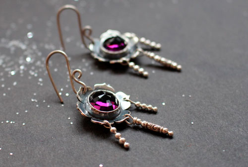 Violet, flower earrings in silver and violet colored glass cabochon