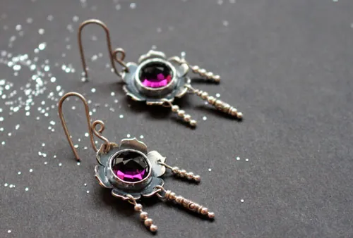 Violet, flower earrings in silver and violet colored glass cabochon