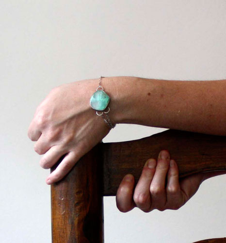 Vaidurya, tropical paradise bracelet in silver, labradorite and chrysoprase