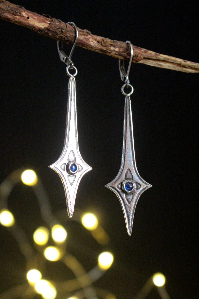 Warrior star, celestial sword earrings in silver and blue zircon