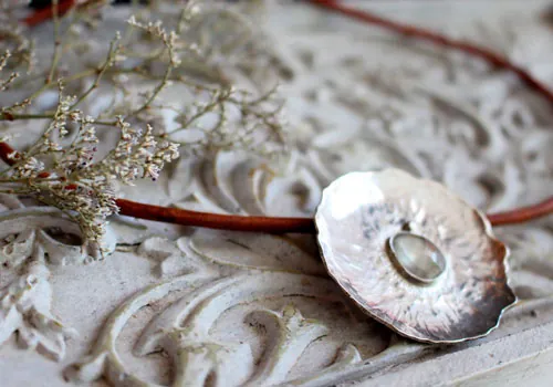 Water lily in the rain, aquatic leaf necklace in silver and sapphire
