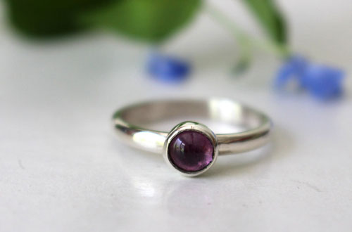 Wisteria, flower ring in silver and mauve alexandrite