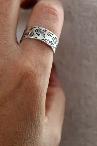 Woodland leaf herbarium, nature’s imprint ring in sterling silver