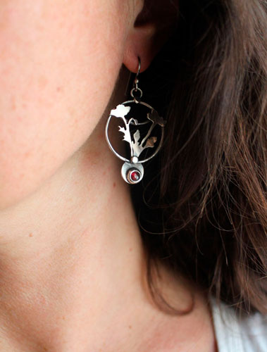 Wild poppy, flower earrings in sterling silver and garnet