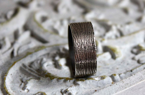 Wood, grainwood ring in sterling silver 
