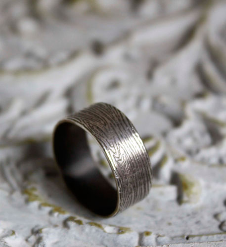 Wood, grainwood ring in sterling silver 