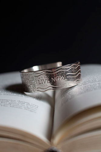 Xiuhmolpilli, Mexican Aztec bracelet in sterling silver