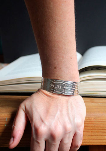 Xiuhmolpilli, Mexican Aztec bracelet in sterling silver