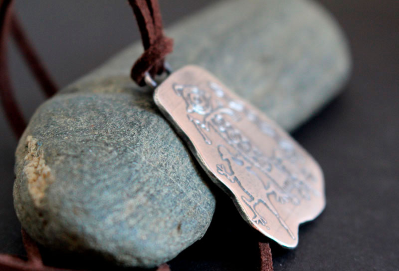Yahwera, Native American animal master necklace in silver