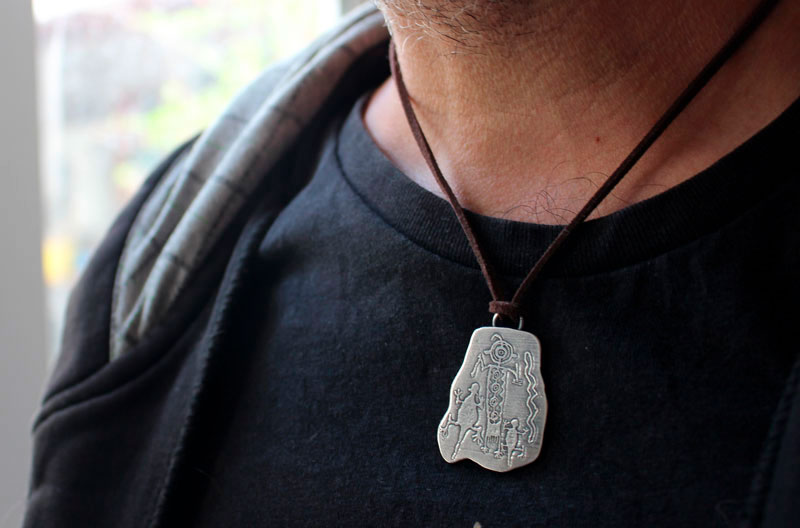Yahwera, Native American animal master necklace in silver