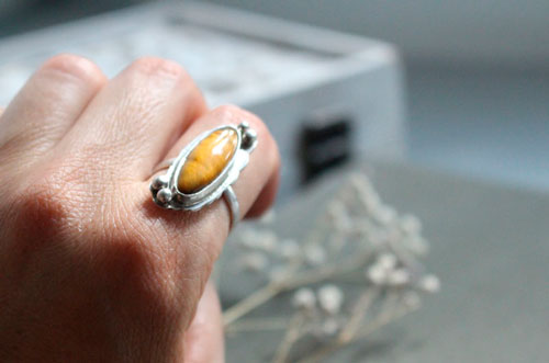 Zephyrine, sterling silver ring with a gemstone of your choice: onyx, tiger eye, howlite, red agate or green agate