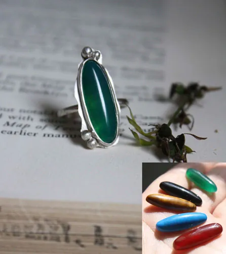 Zephyrine, sterling silver ring with a gemstone of your choice: onyx, Tiger’s Eye, howlite, red agate or green agate