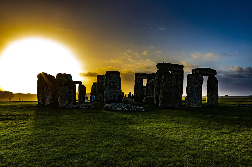 Stonehenge by night