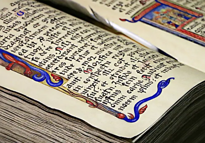 Medieval illumination and silver jewelry