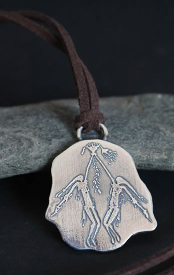 Kiro Kiro aboriginal ritual necklace, inspired by an Australian rock painting.